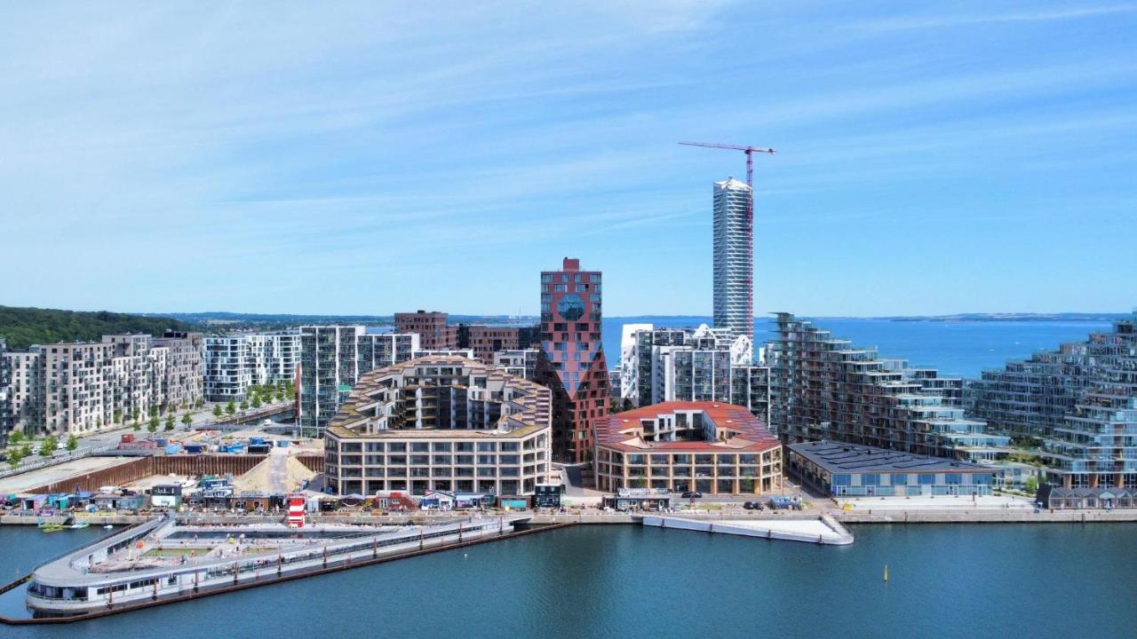 Apartment Directly To Seafront Of Bassin 7 With Big Balcony And Free Parking Århus Extérieur photo